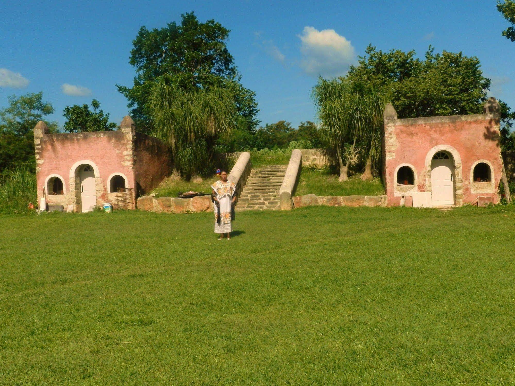 Готель Hacienda Tepich Екстер'єр фото